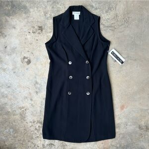 NWT Vintage Black Sleeveless Blazer dress. Size 4P
